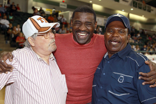Who is Michael Irvin's wife, Sandy Harrell Irvin? What you need to